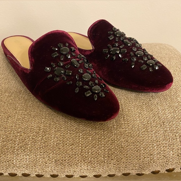 Michael Kors Crystal-Embellished Slip-On Flat Mules in Burgundy Velvet Dark red - Picture 3 of 8